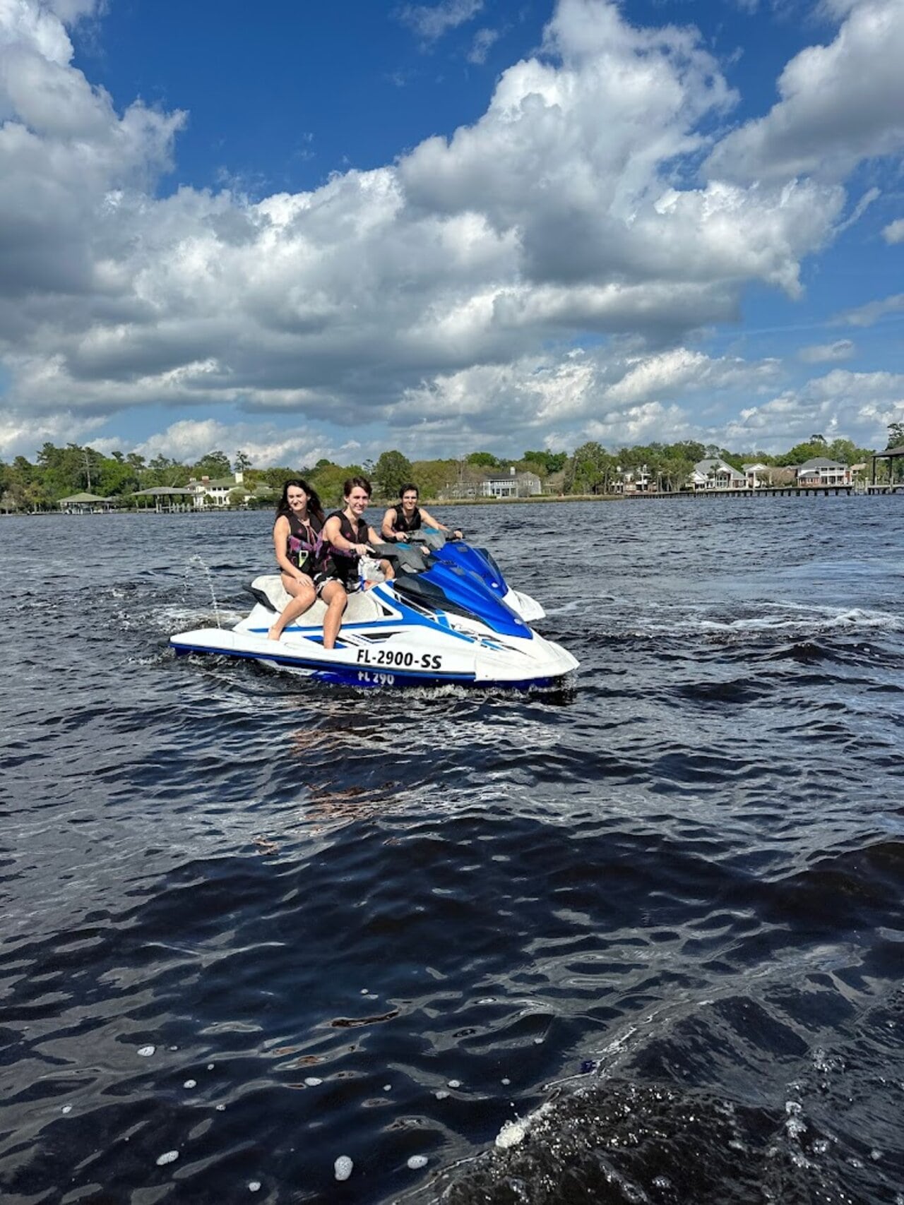 Read more about the article Why Amelia Jet Ski Rental Is the Best Choice for Your Adventure