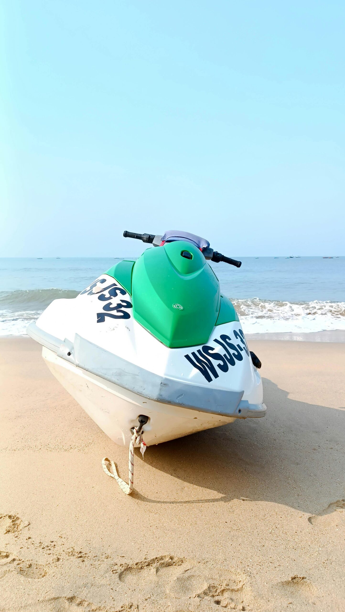 Read more about the article A Beginner’s Guide to Jet Skiing on Amelia Island